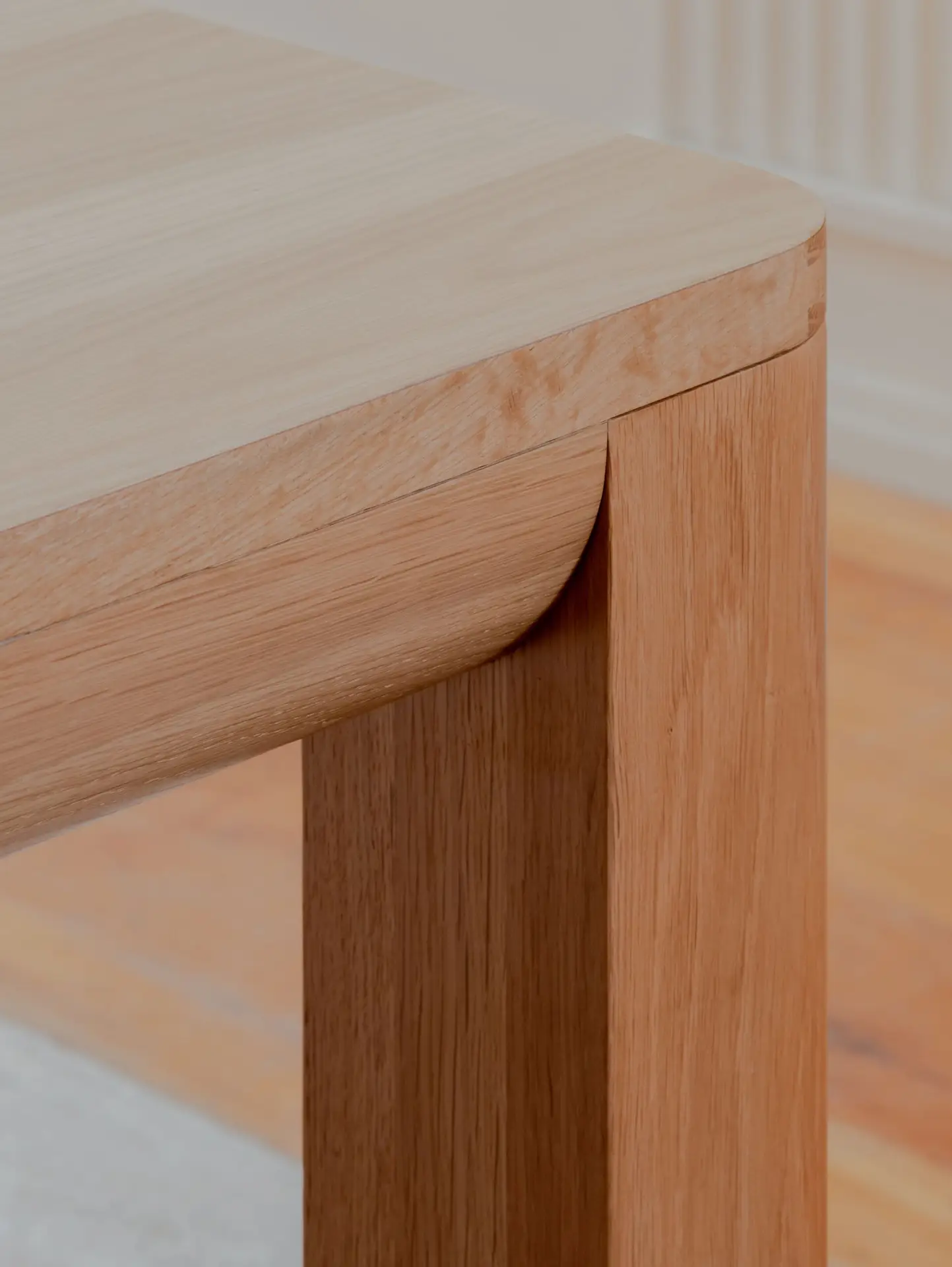 Detail Image of the Frankie Dining table made from American Oak timber